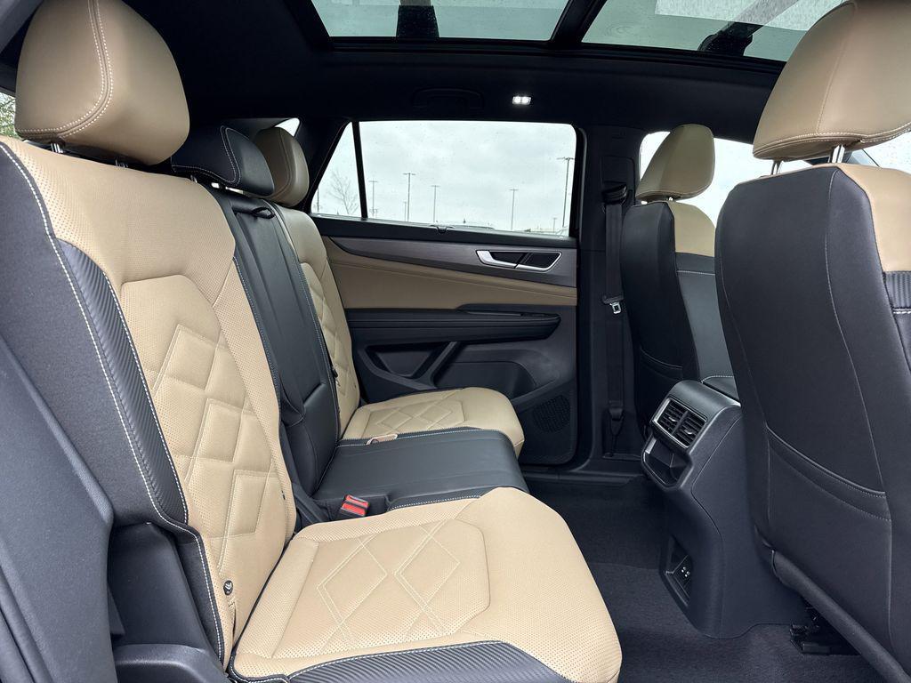 new 2026 Volkswagen Atlas Cross Sport car, priced at $45,474