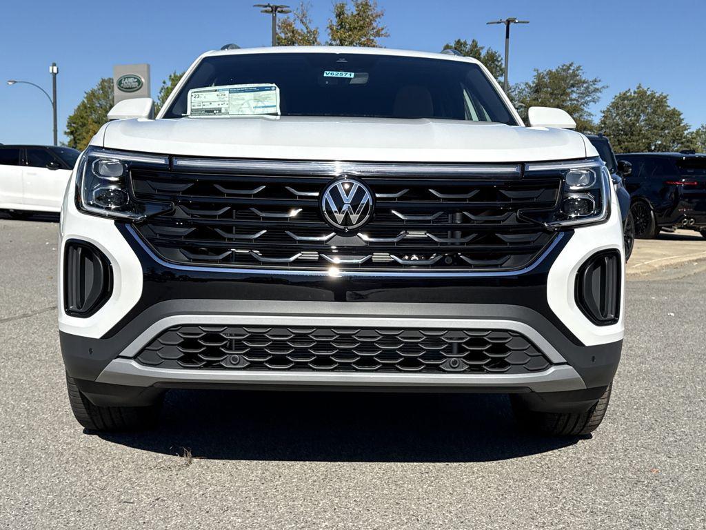 new 2026 Volkswagen Atlas Cross Sport car, priced at $45,507