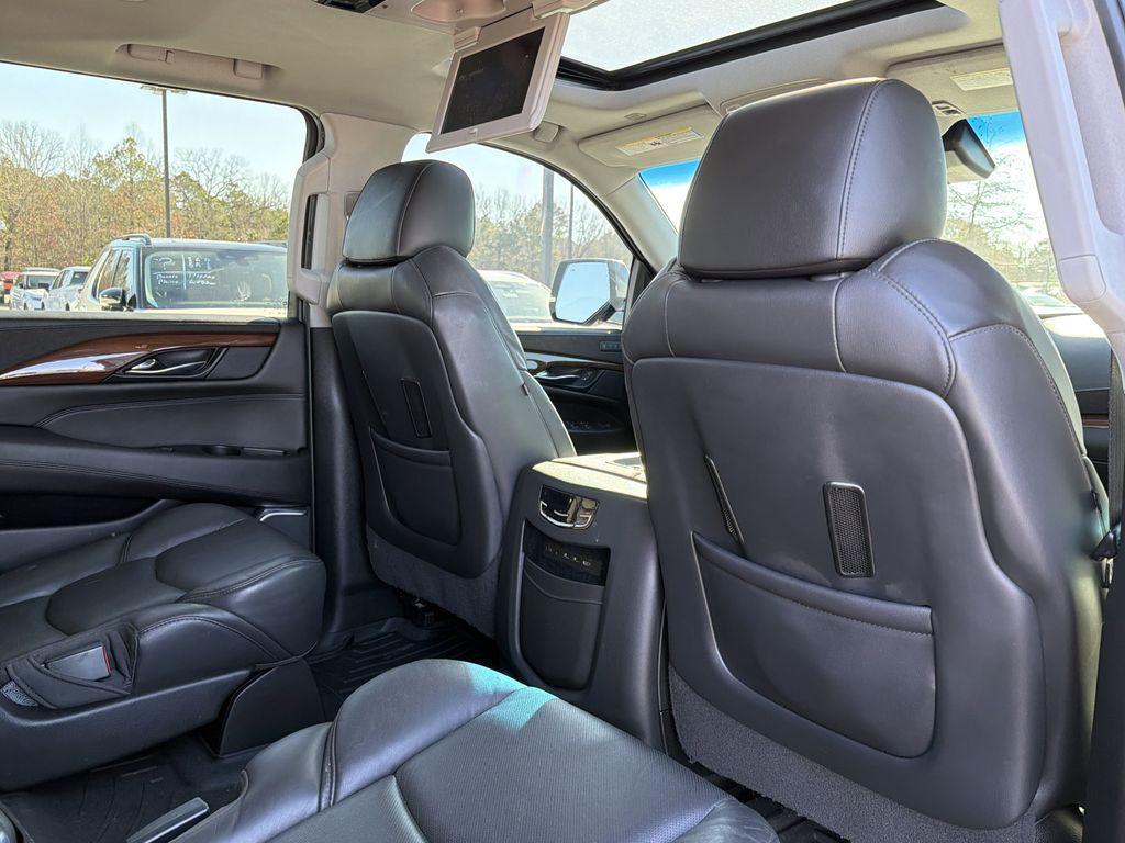 used 2020 Cadillac Escalade car, priced at $32,350