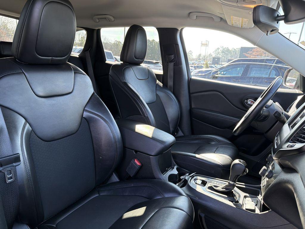 used 2021 Jeep Cherokee car, priced at $16,500