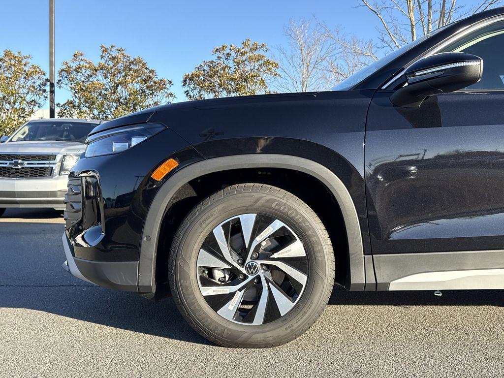 new 2026 Volkswagen Tiguan car, priced at $31,842