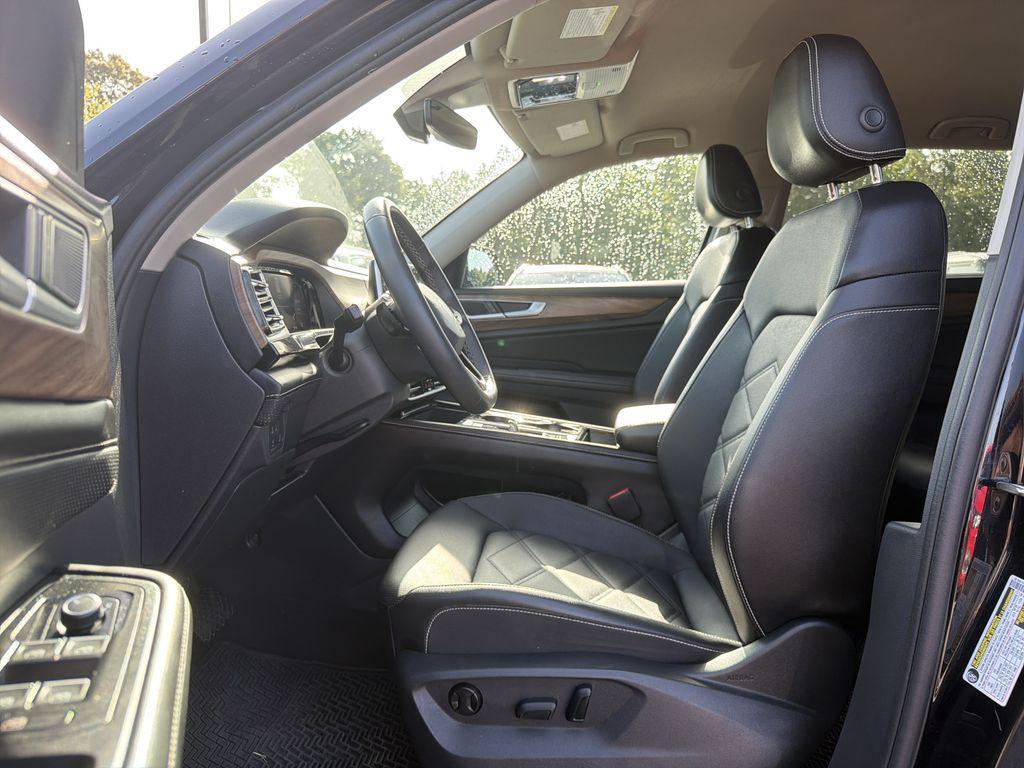 used 2024 Volkswagen Atlas car, priced at $26,000