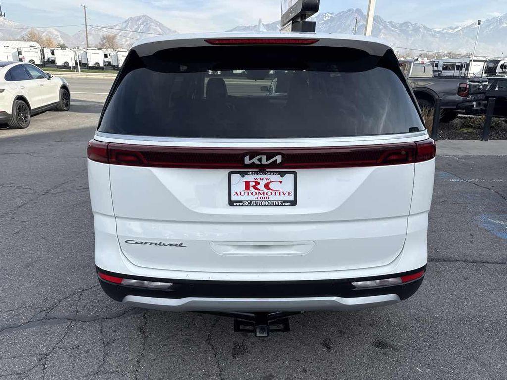 used 2022 Kia Carnival car, priced at $24,910