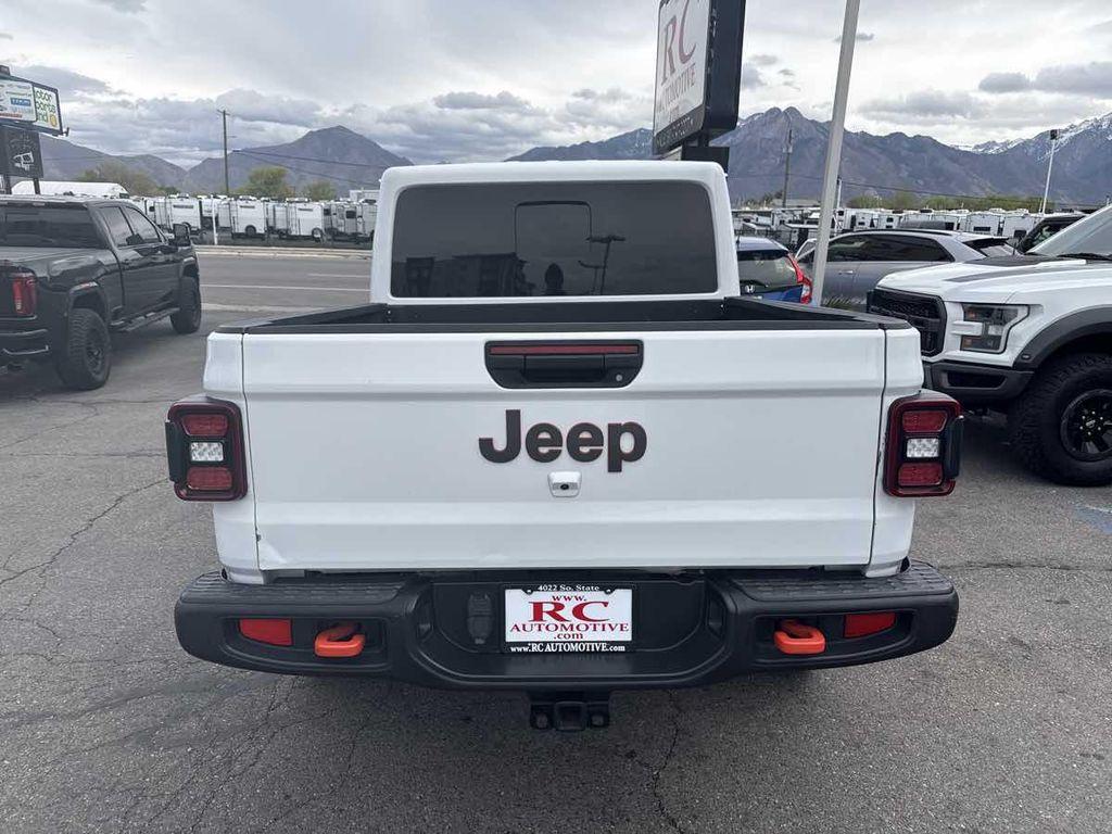 used 2022 Jeep Gladiator car, priced at $34,209