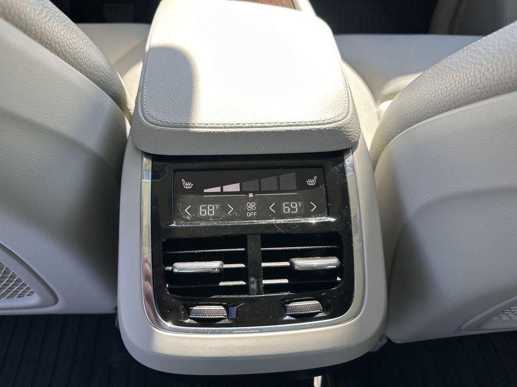 used 2016 Volvo XC90 car, priced at $25,910