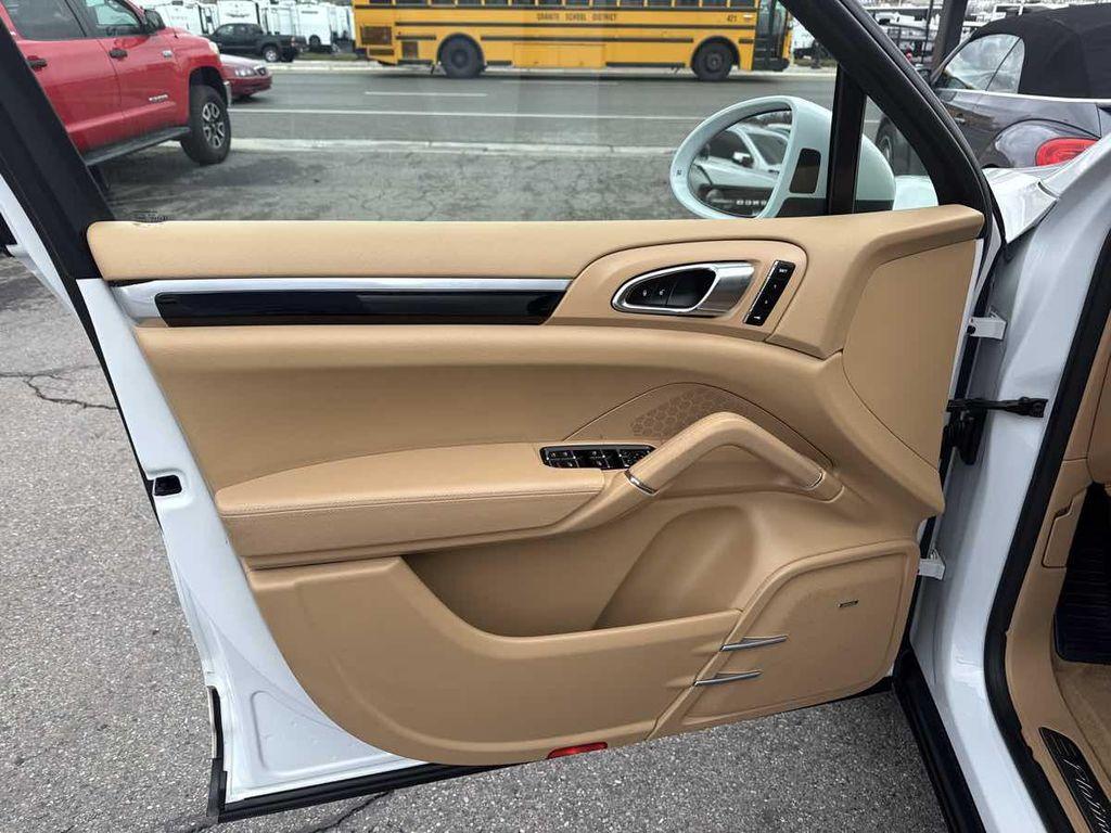 used 2017 Porsche Cayenne car, priced at $25,610