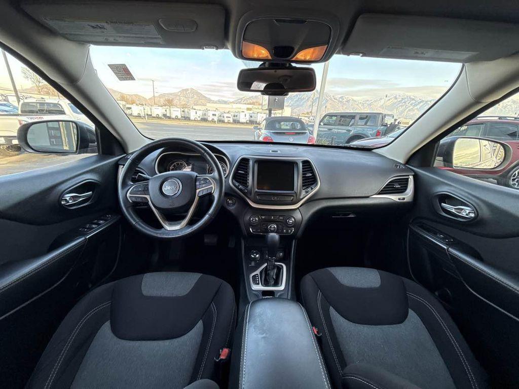 used 2014 Jeep Cherokee car, priced at $7,910