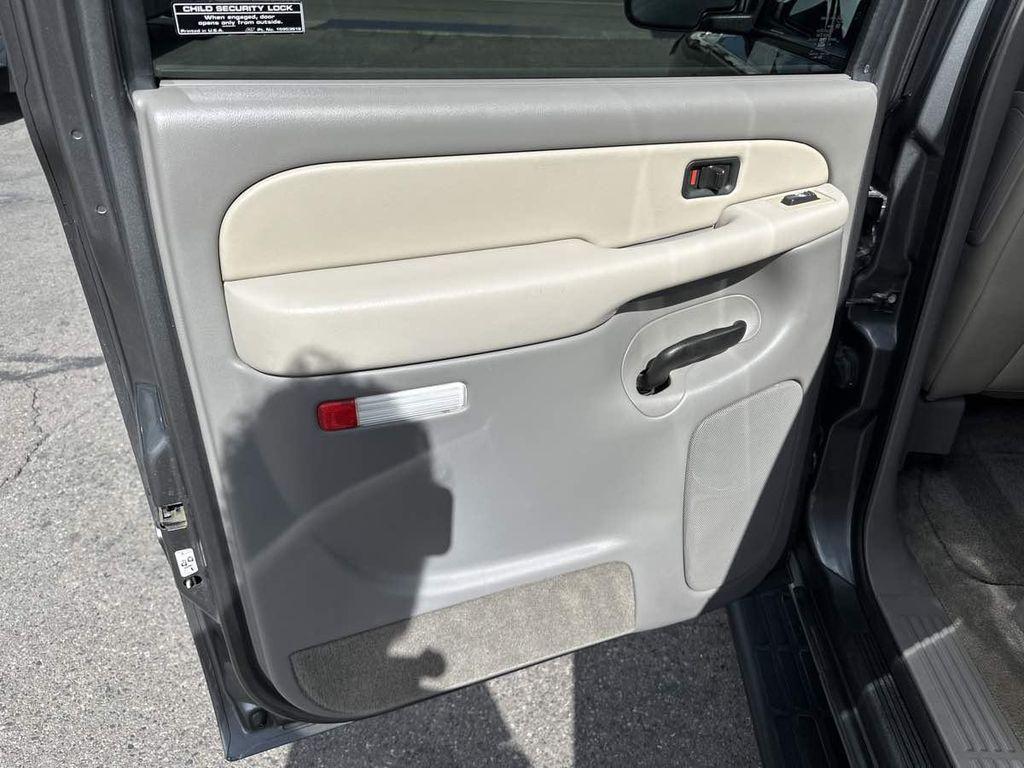 used 2002 Chevrolet Suburban car, priced at $34,910