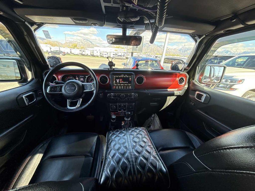 used 2021 Jeep Gladiator car, priced at $40,409