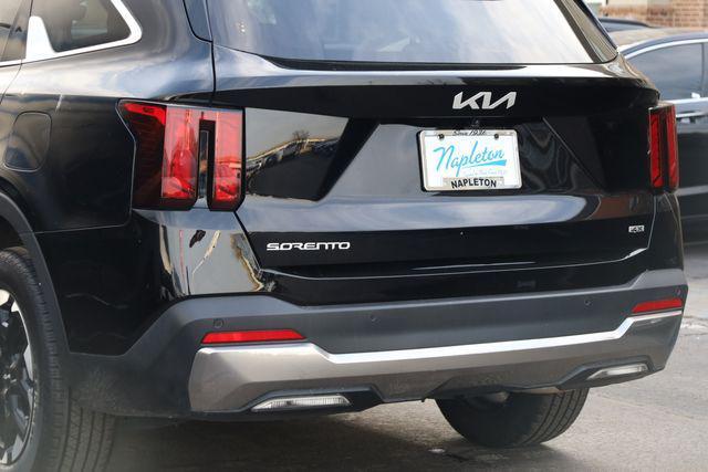 used 2024 Kia Sorento car, priced at $28,950