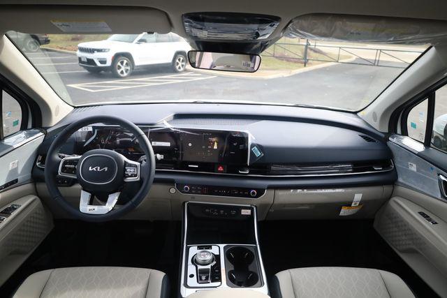 new 2026 Kia Carnival Hybrid car, priced at $41,828