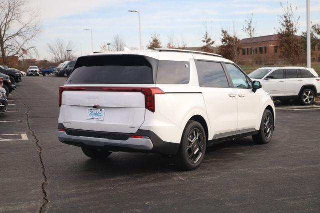 new 2026 Kia Carnival Hybrid car, priced at $41,828