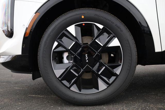 new 2026 Kia Sportage Hybrid car, priced at $39,128