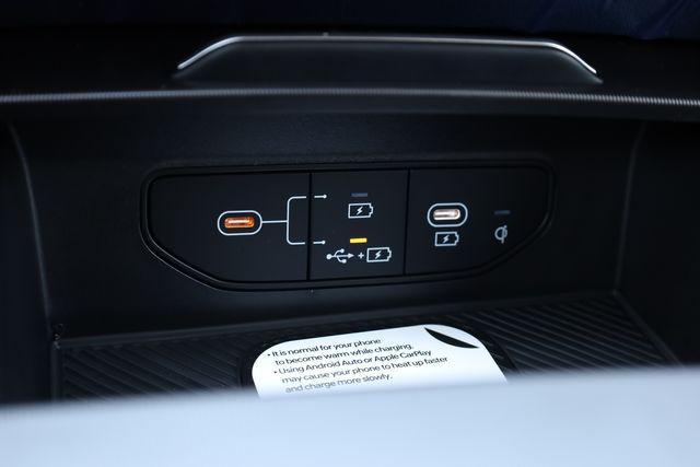 new 2026 Kia Sportage Hybrid car, priced at $33,057