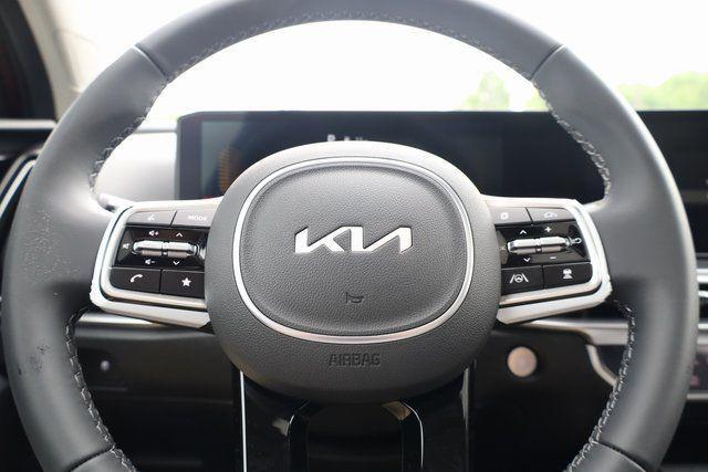 new 2025 Kia Sorento car, priced at $31,109