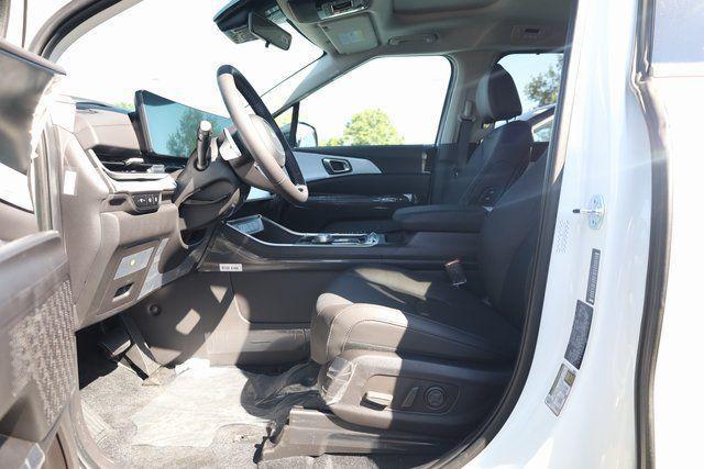 new 2026 Kia Carnival Hybrid car, priced at $47,182