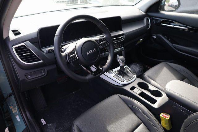 new 2026 Kia Seltos car, priced at $30,238