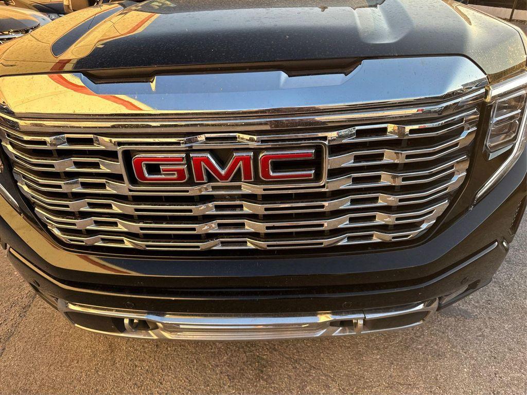 used 2024 GMC Sierra 1500 car, priced at $51,000