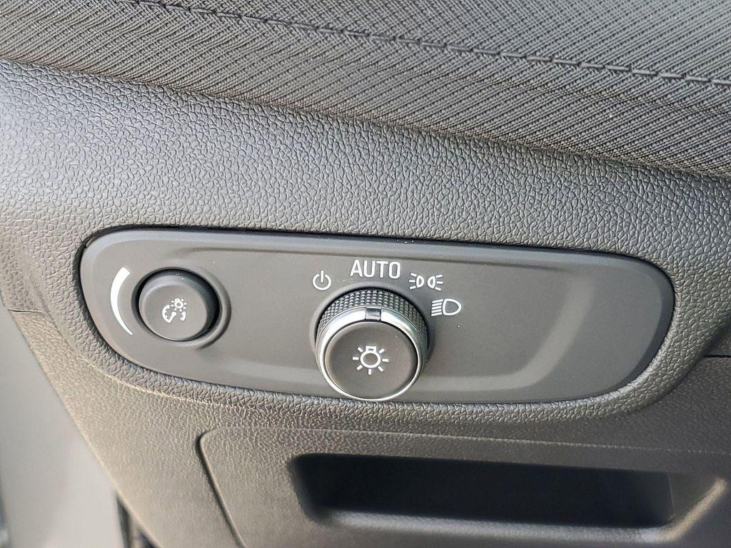 used 2025 Chevrolet TrailBlazer car, priced at $19,200