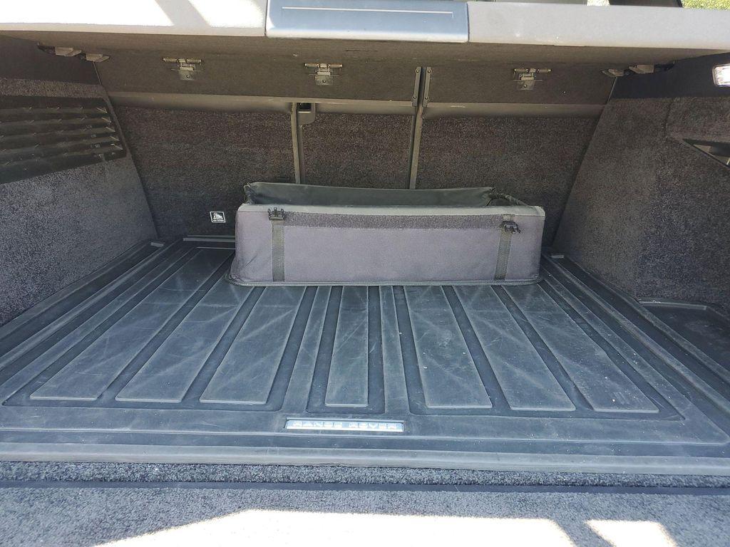 used 2018 Land Rover Range Rover car, priced at $29,990