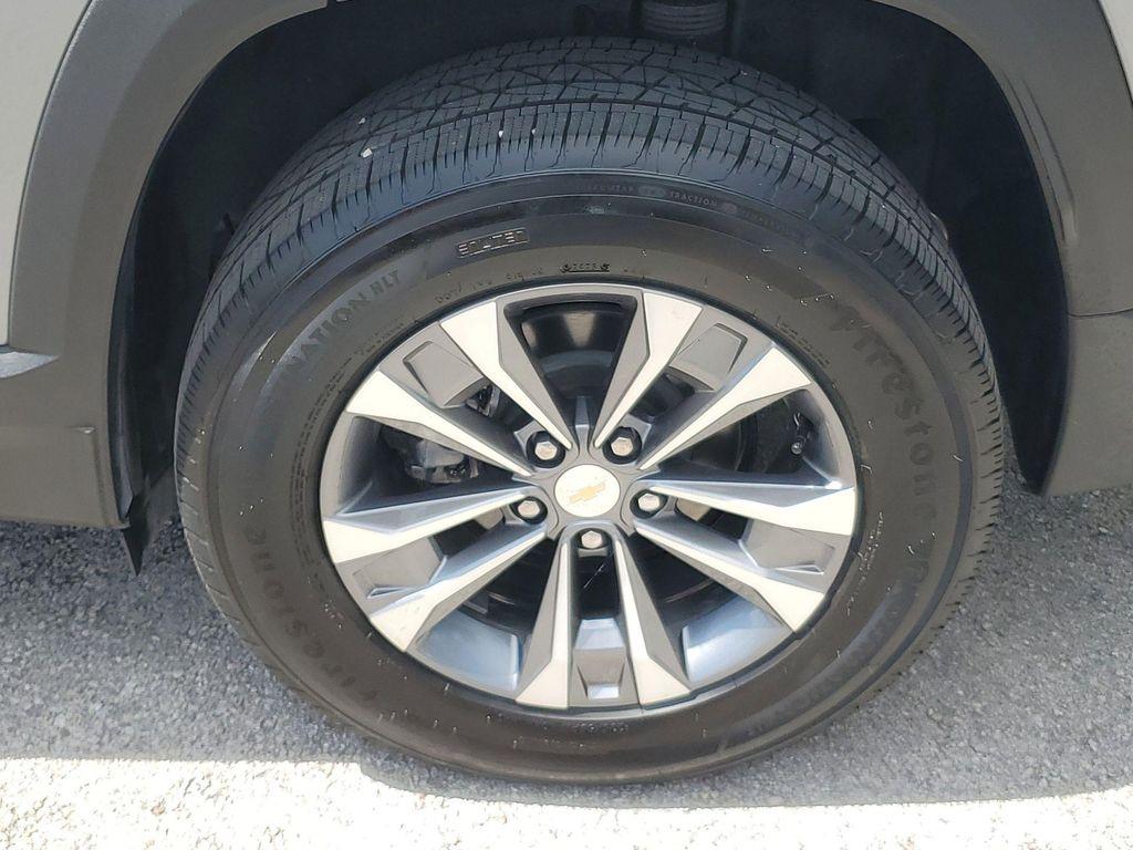 used 2026 Chevrolet Equinox car, priced at $27,442