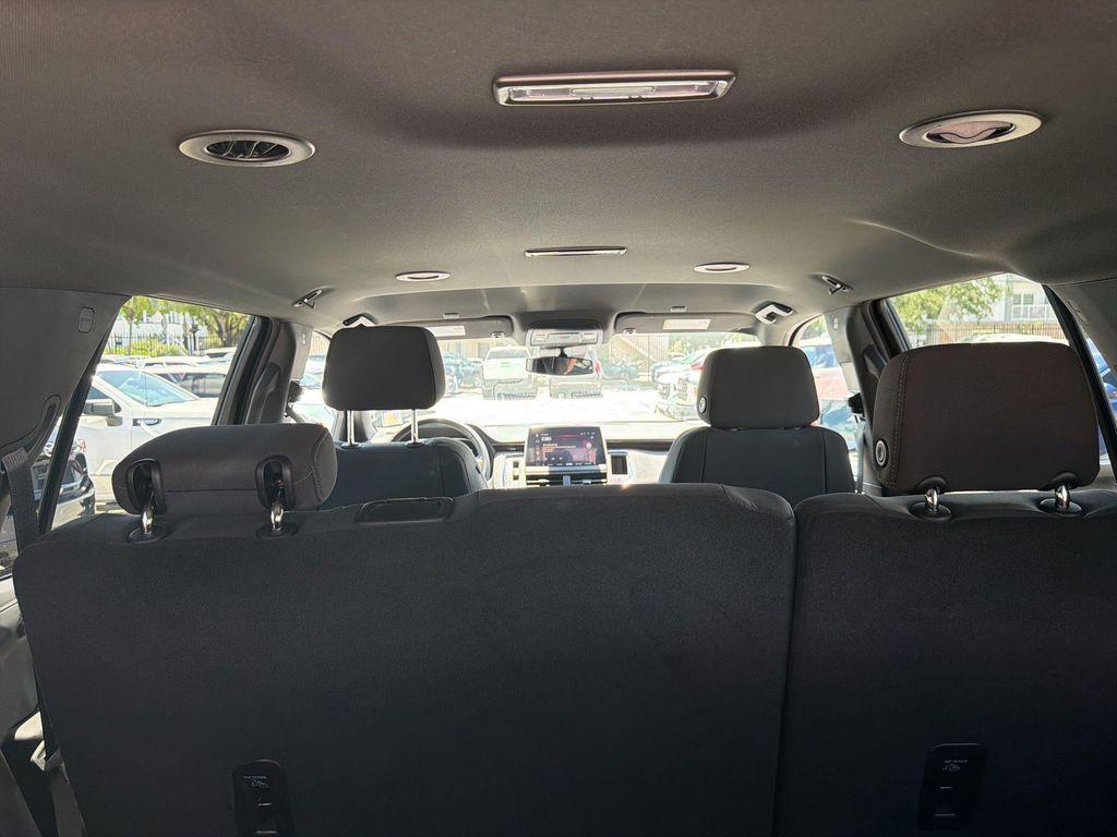 used 2023 GMC Yukon car, priced at $47,443