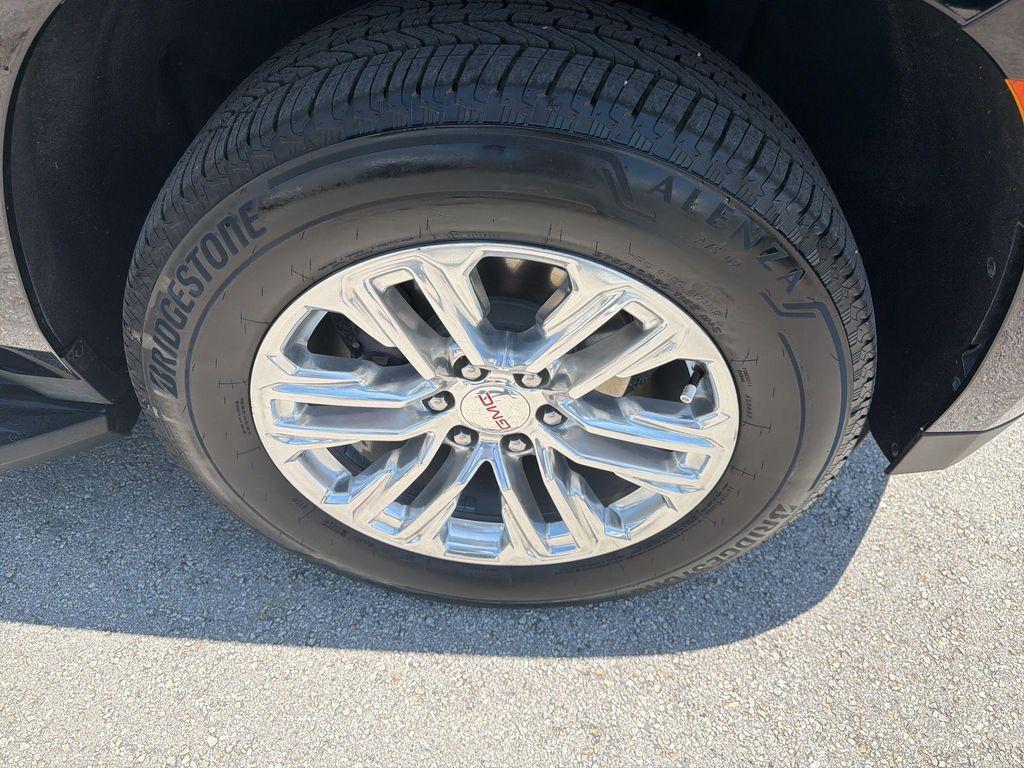 used 2023 GMC Yukon car, priced at $47,443