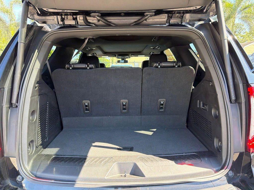 used 2021 GMC Yukon car, priced at $51,443