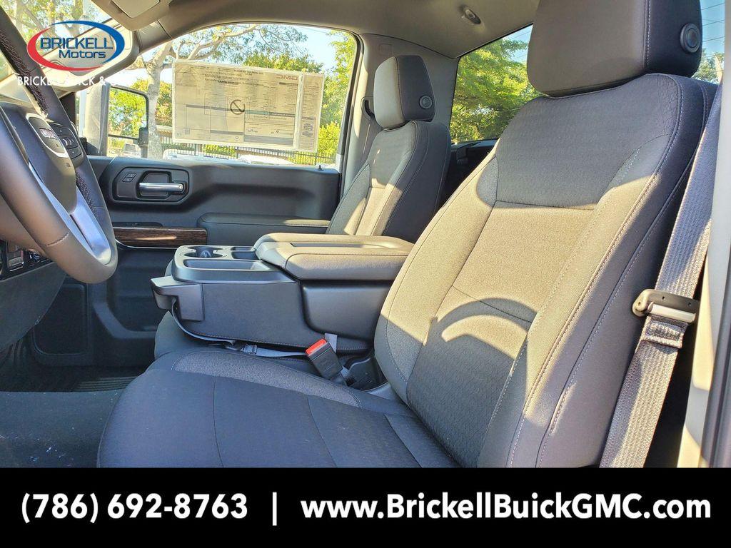 new 2025 GMC Sierra 2500 car, priced at $64,425