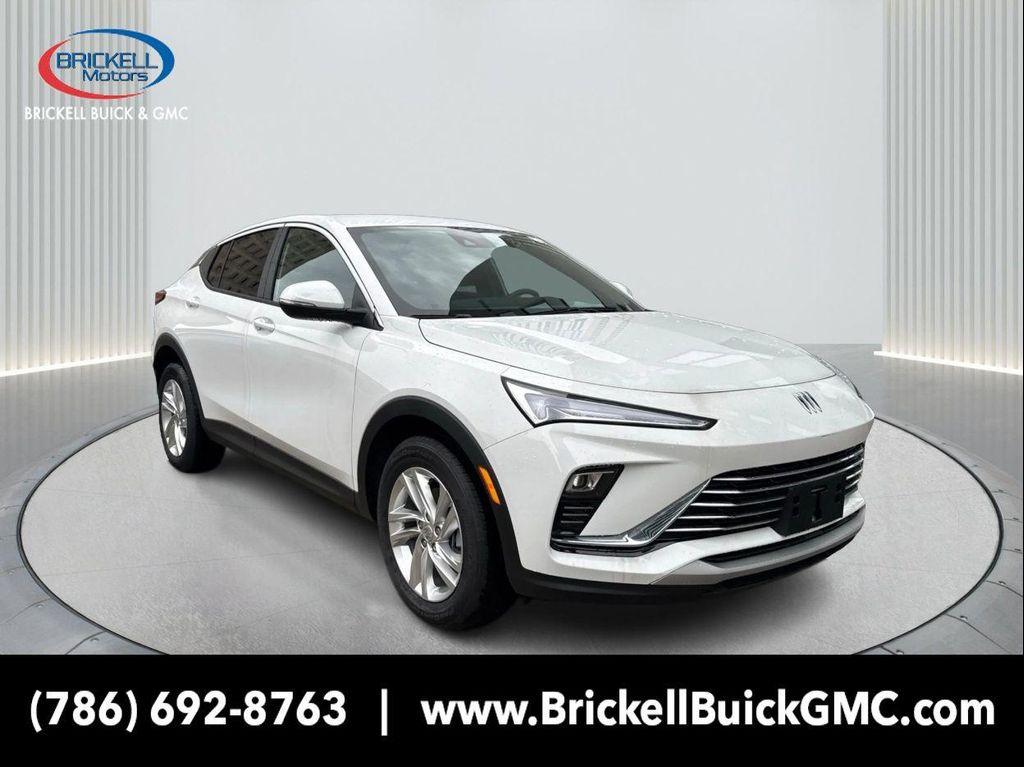 new 2025 Buick Envista car, priced at $22,676