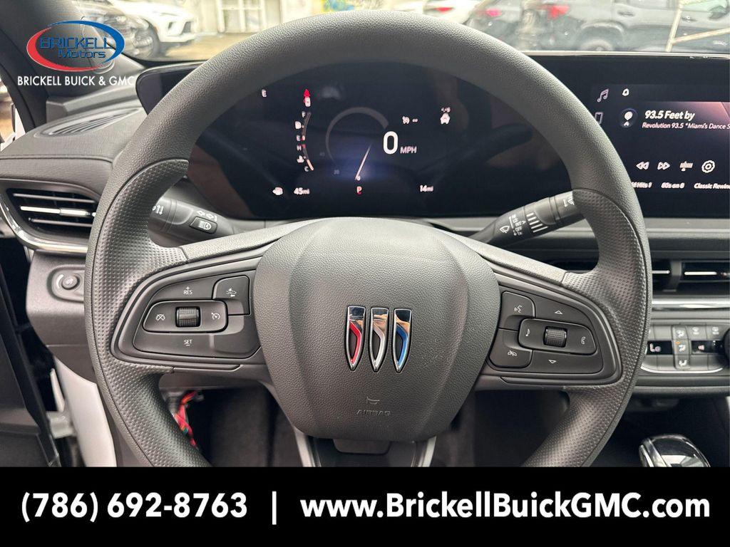 new 2025 Buick Envista car, priced at $22,676