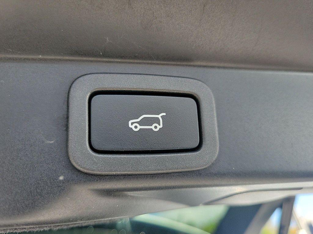 used 2022 Land Rover Range Rover Sport car, priced at $44,500