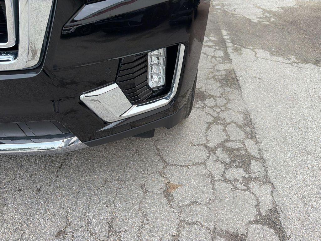 used 2023 GMC Yukon XL car, priced at $59,443