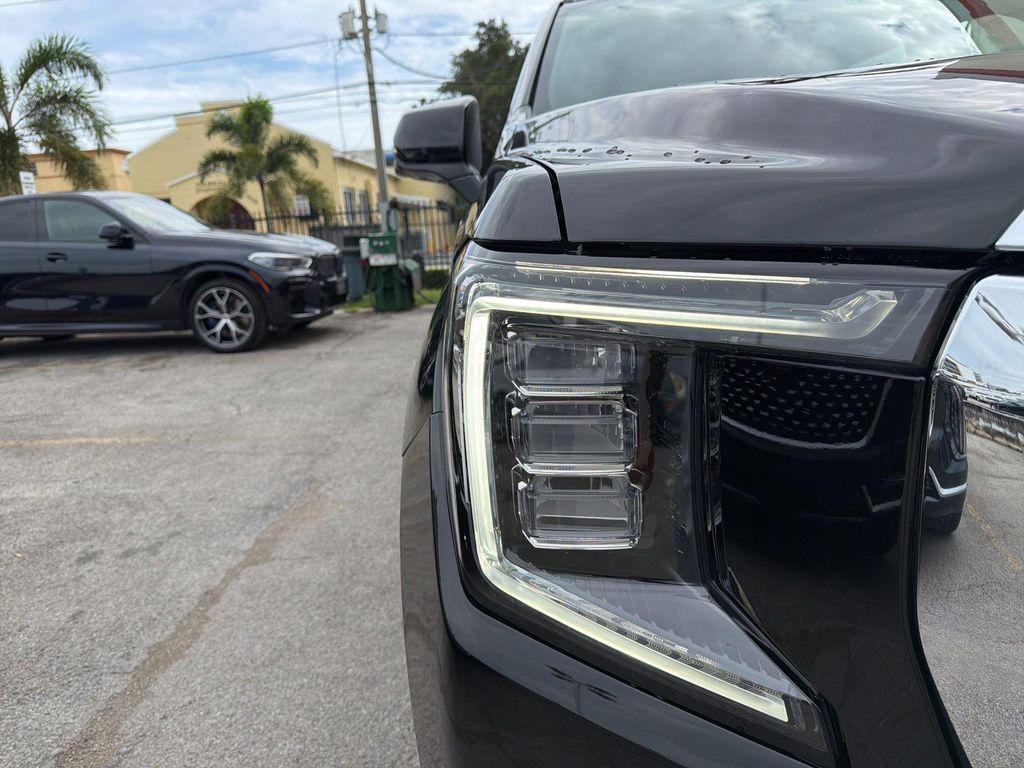used 2023 GMC Yukon XL car, priced at $59,443