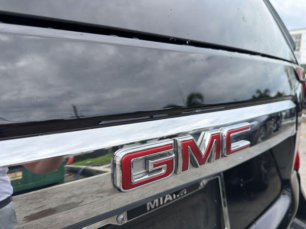 used 2023 GMC Yukon XL car, priced at $59,443