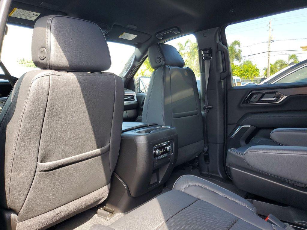 used 2025 GMC Yukon XL car, priced at $74,800