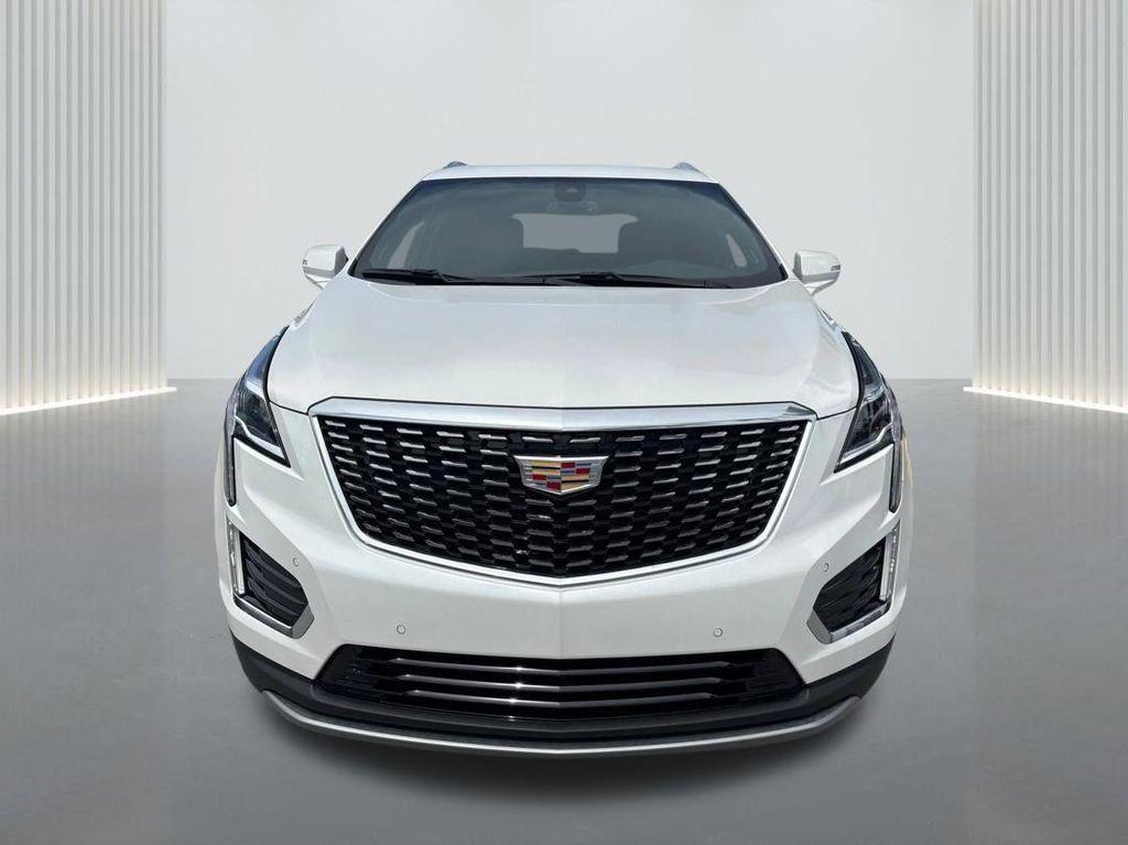 new 2025 Cadillac XT5 car, priced at $53,315