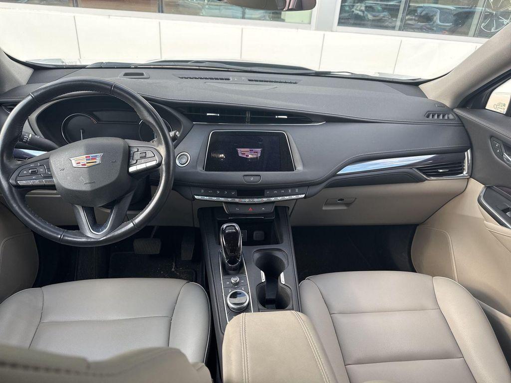 used 2023 Cadillac XT4 car, priced at $24,777
