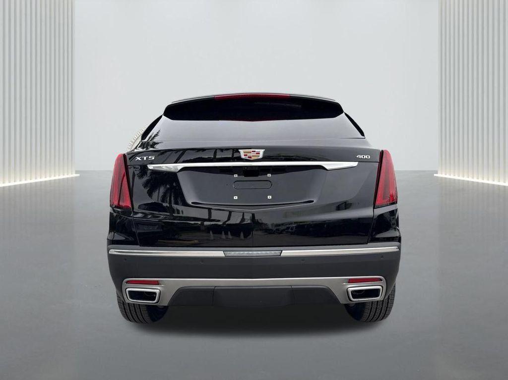 new 2026 Cadillac XT5 car, priced at $59,995