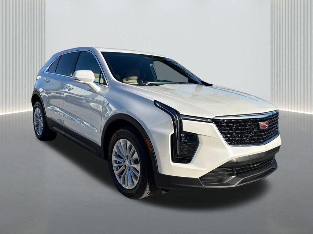 used 2024 Cadillac XT4 car, priced at $29,888