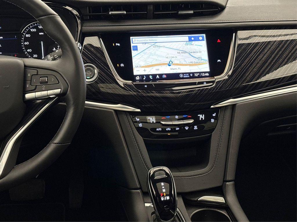 new 2025 Cadillac XT6 car, priced at $54,350