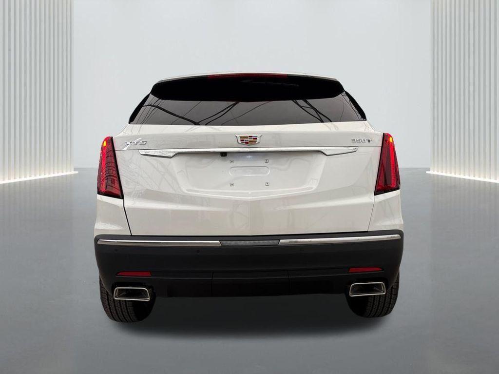 new 2025 Cadillac XT5 car, priced at $43,495