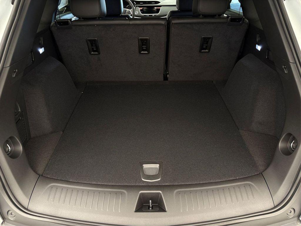 new 2025 Cadillac XT5 car, priced at $43,495