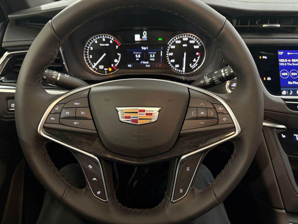 new 2025 Cadillac XT5 car, priced at $53,215