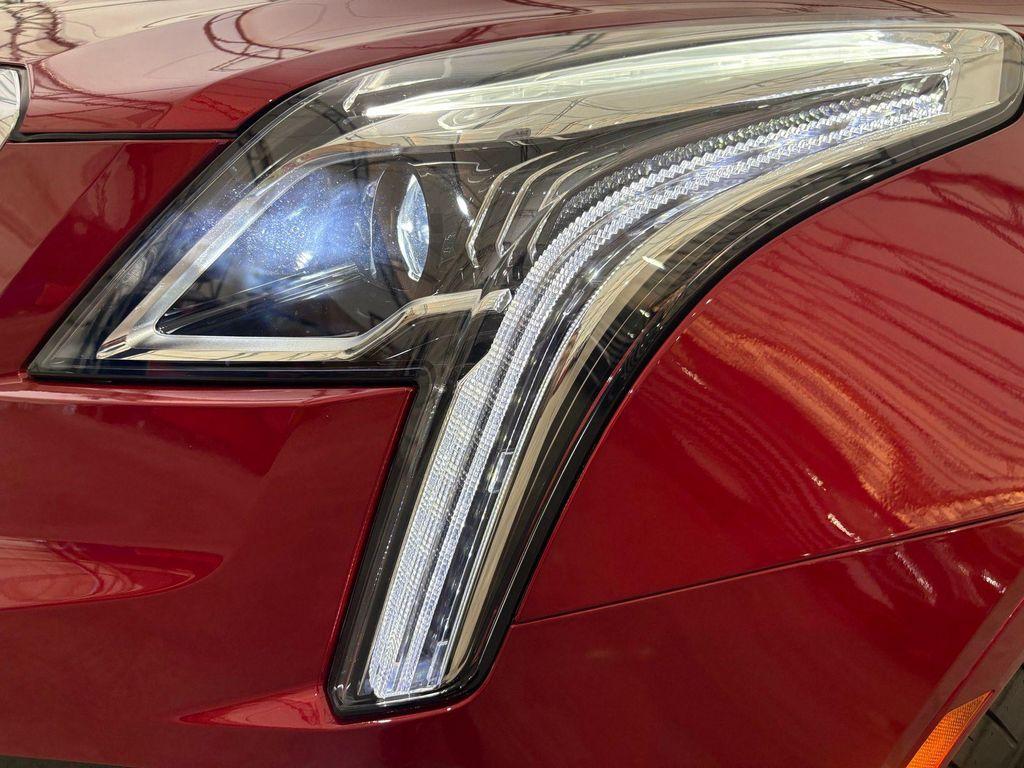 new 2025 Cadillac XT5 car, priced at $53,215