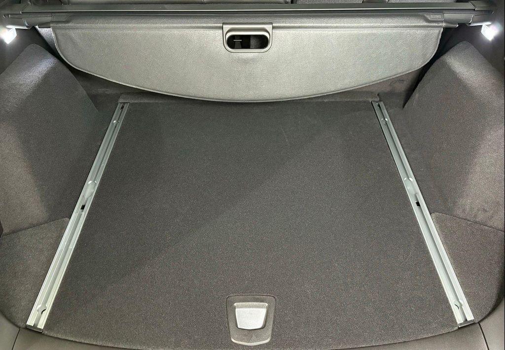 new 2025 Cadillac XT5 car, priced at $53,215