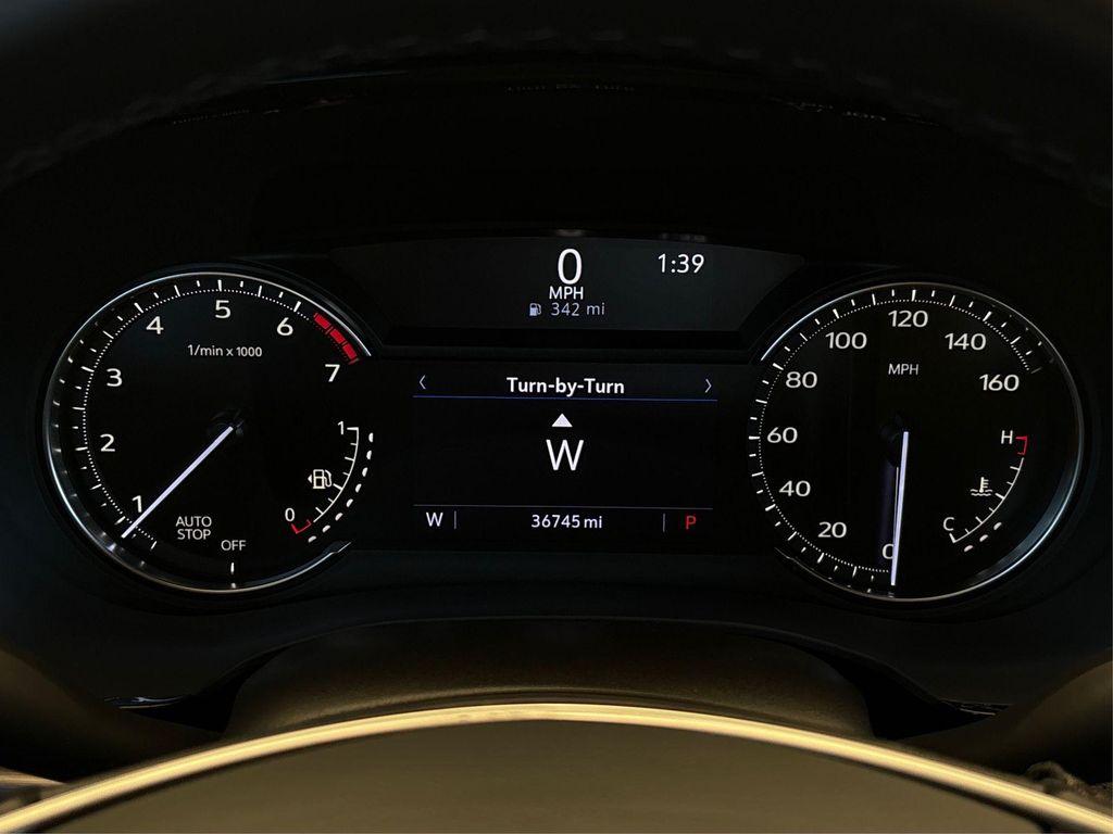 used 2023 Cadillac XT5 car, priced at $24,700