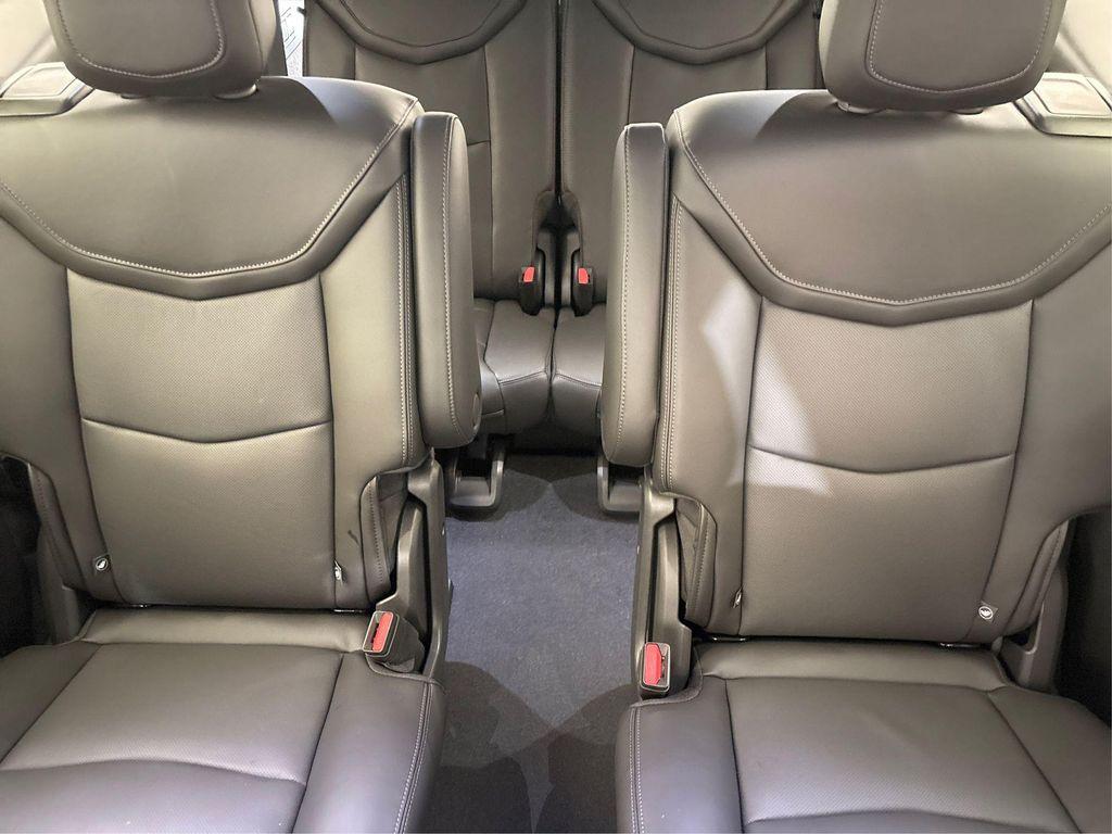 new 2025 Cadillac XT6 car