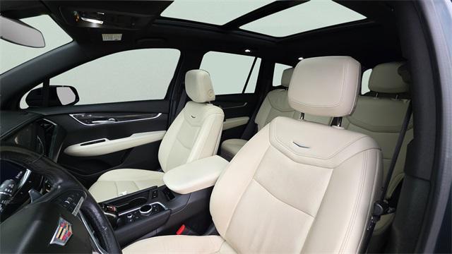 used 2020 Cadillac XT6 car, priced at $25,991