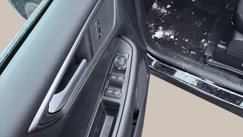 used 2024 Ford Edge car, priced at $26,891